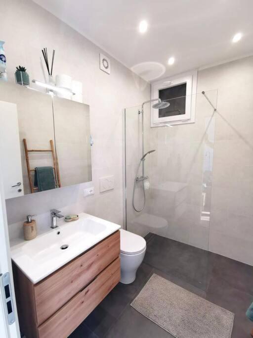 Beautiful Apartment In ซานเรโม ภายนอก รูปภาพ